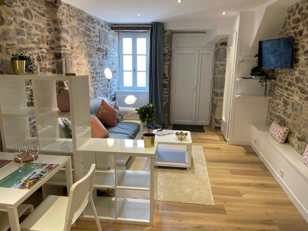 Studio Hypercentre A 1 Mn Plage Et Des Ports Granville Bagian luar foto